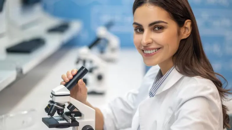 A pós-graduação em Biomedicina amplia horizontes e prepara profissionais para desafios científicos e clínicos.