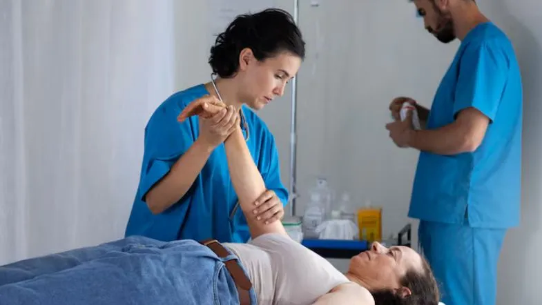 A fisioterapia na reabilitação intensiva devolve autonomia, força e qualidade de vida a quem passou por traumas ou cirurgias complexas.